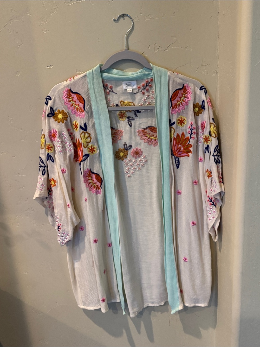 Embroidered Open-Front Kimono Tunic in White and Mint Trim